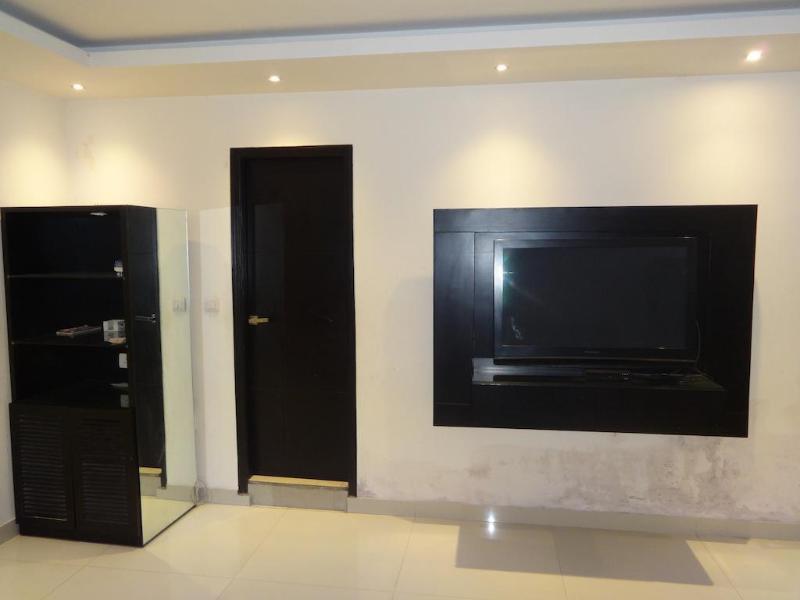Hotel B Continental Δελχί Εξωτερικό φωτογραφία